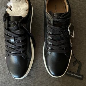 Banana Republic Nicolas Leather Sneaker